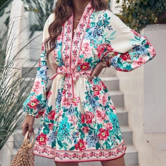 Floral pattern Lantern Sleeve Belted mini Dress - Picture 2 of 8